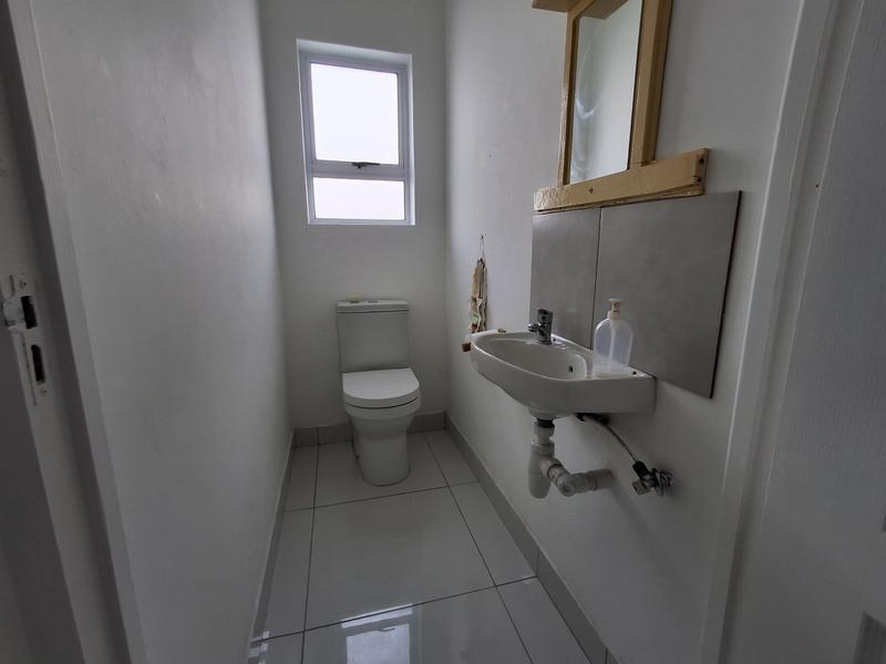 4 Bedroom Property for Sale in Lampiesbaai Western Cape